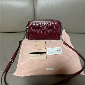 미우미우 마테라쎄 체인 숄더백