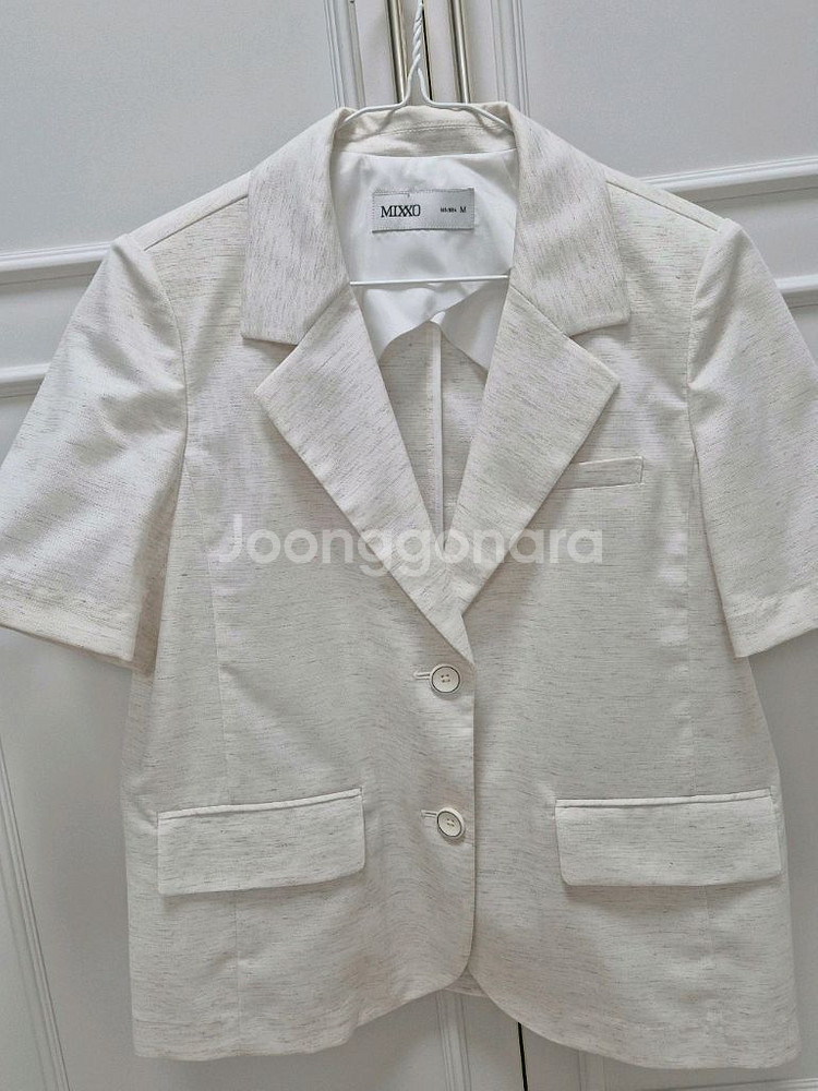 (새상품) 미쏘 반팔 베이지 자켓 블레이저--1