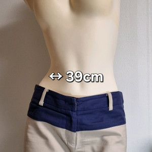 배색 베이지 반바지 미듐