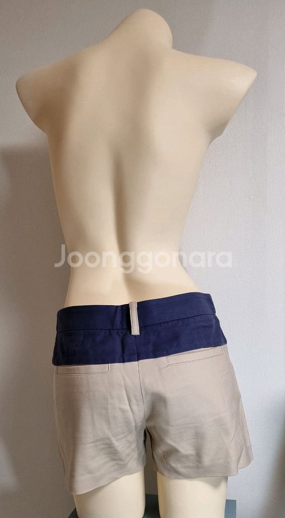 배색 베이지 반바지 미듐--3