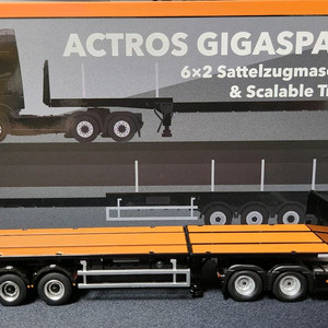 1/64 GCD 벤츠 악트로스 기가스페이스 판매합니다.