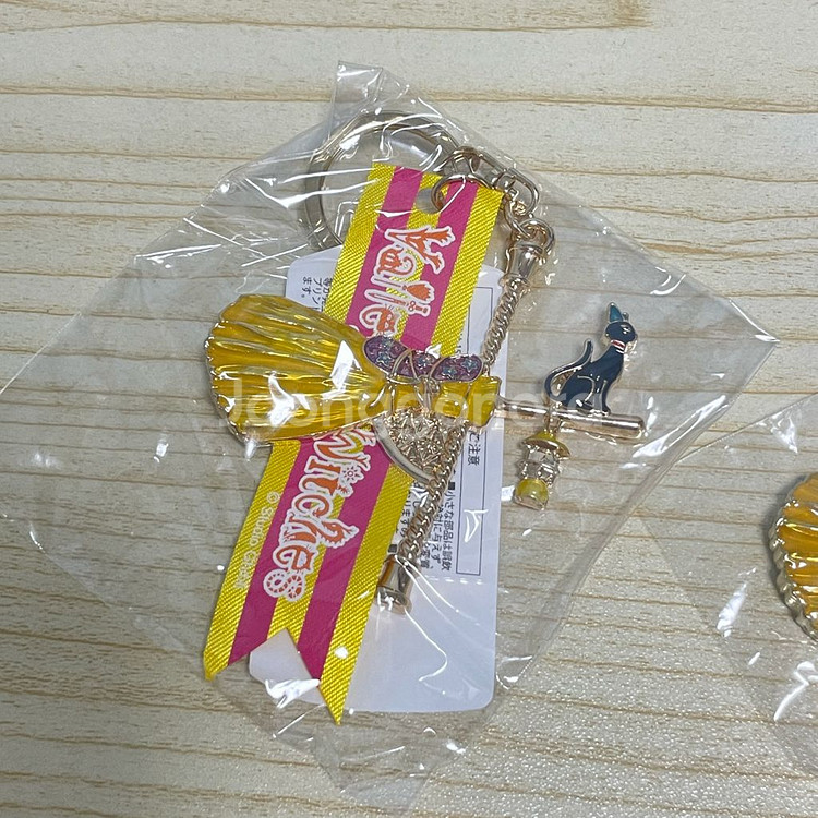 지브리파크 한정 키키 지지 선배 고양이 메탈 키링--1