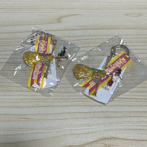 지브리파크 한정 키키 지지 선배 고양이 메탈 키링