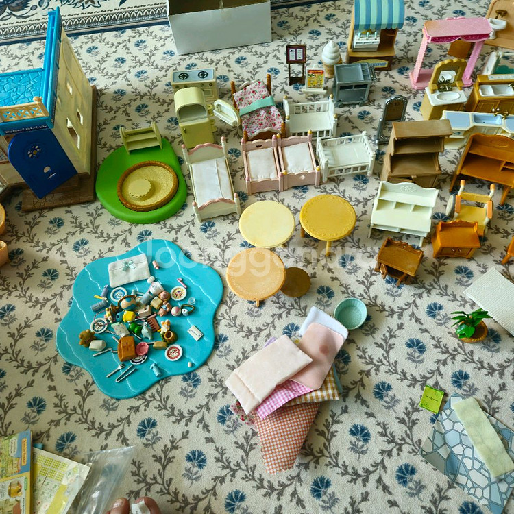 실바니안 집기들--1