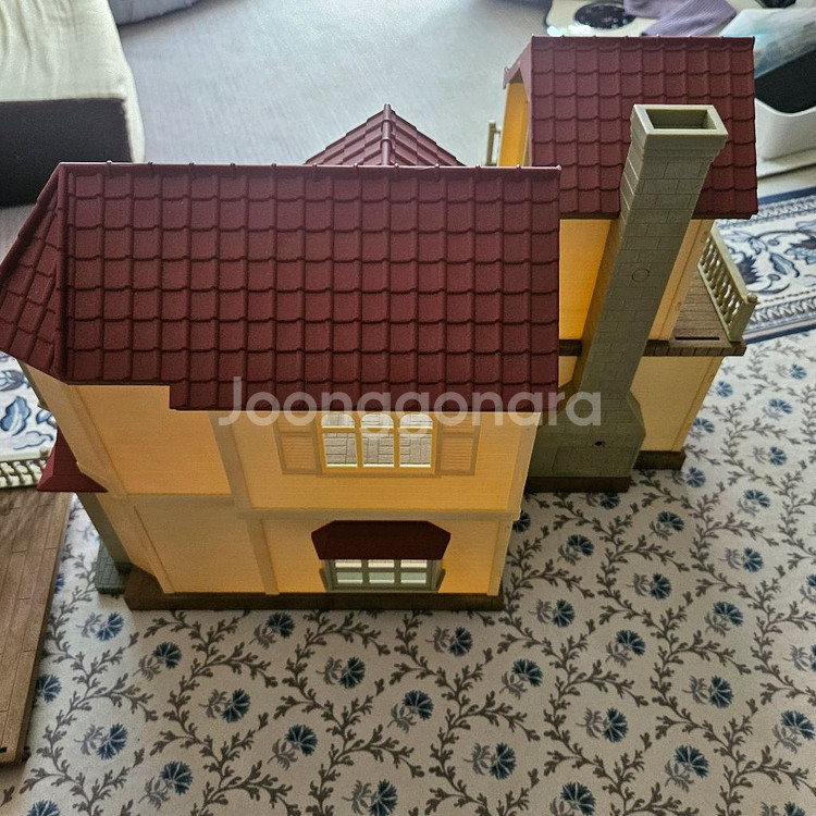 실바니안 불이들어오는 2층집(일층집제외)--1