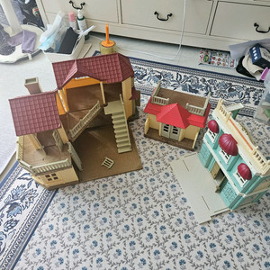 실바니안 불이들어오는 2층집(일층집제외)