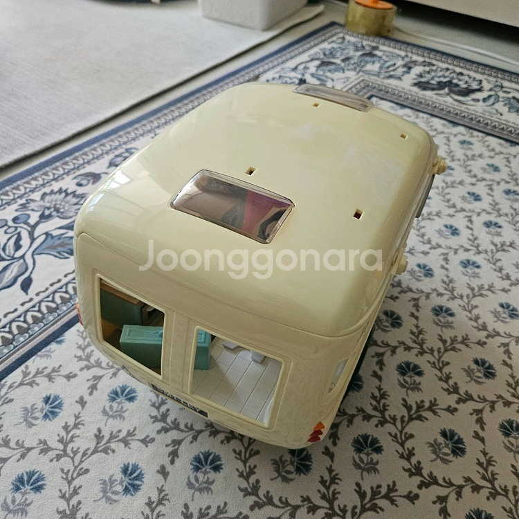 실바니안캠핑카--0