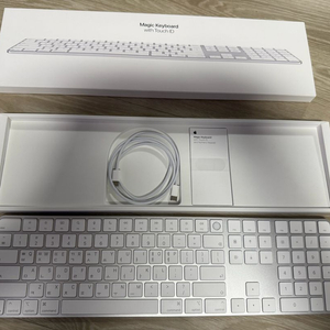 맥용 매직 키보드(키패드 탑재, USB-C) 한글