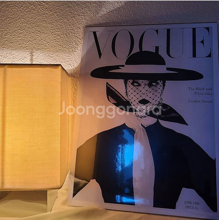 영국 직접 (빈티지) - VOGUE_패션잡지 포스터--1