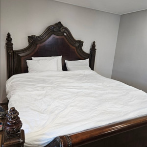 바로크엔틱침대화장대