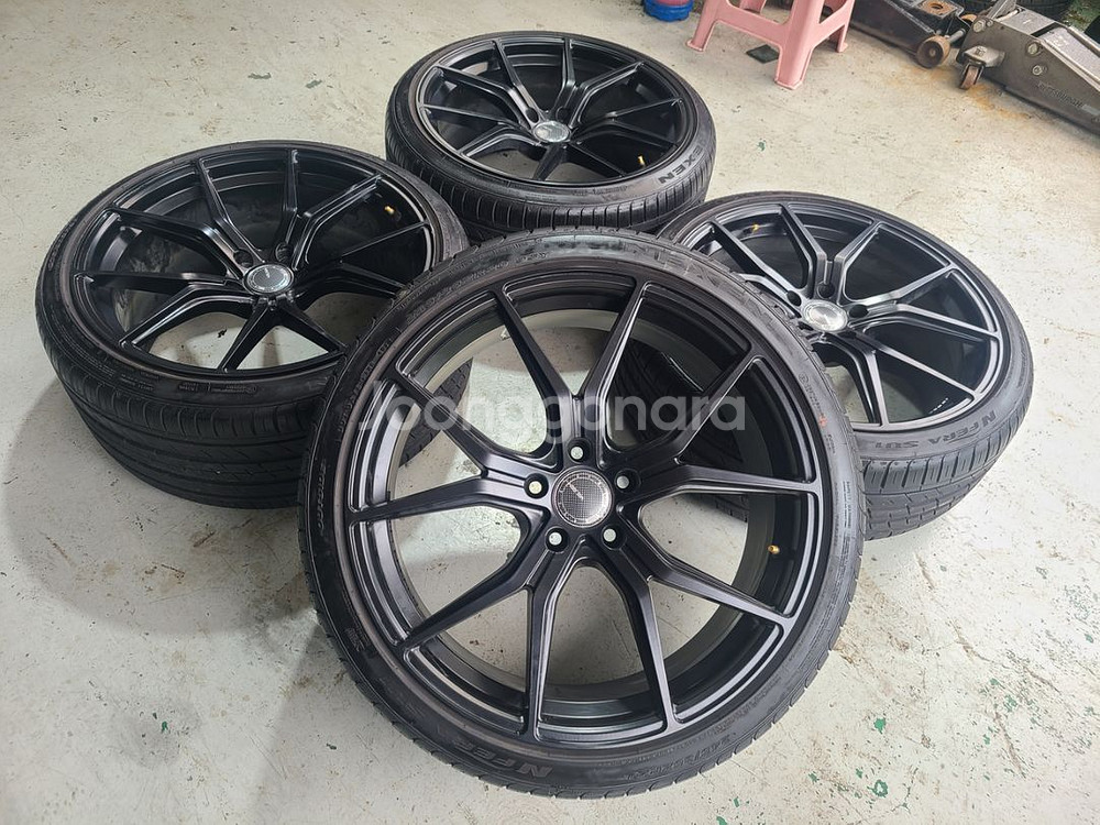 벨센 m103 20인치 중고 휠타이어 팝니다--0