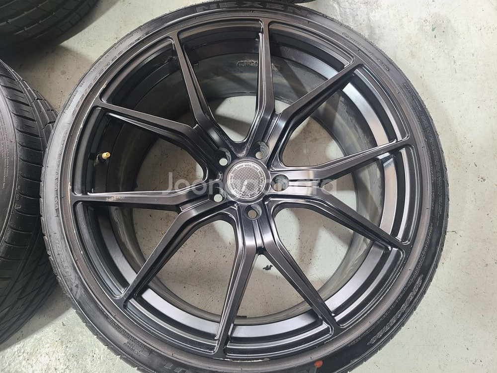 벨센 m103 20인치 중고 휠타이어 팝니다--4