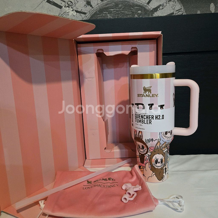 한정판 라부부 스탠리 퀜처 H2.0 텀블러 40oz--1