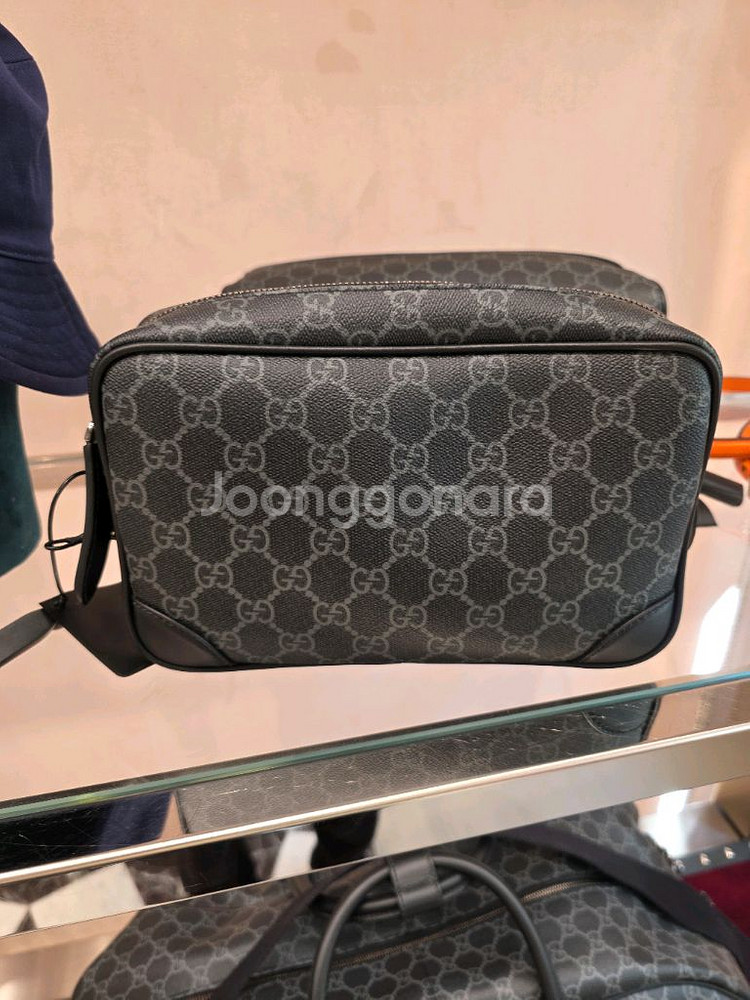 구찌 GG 패턴 메신저백--5