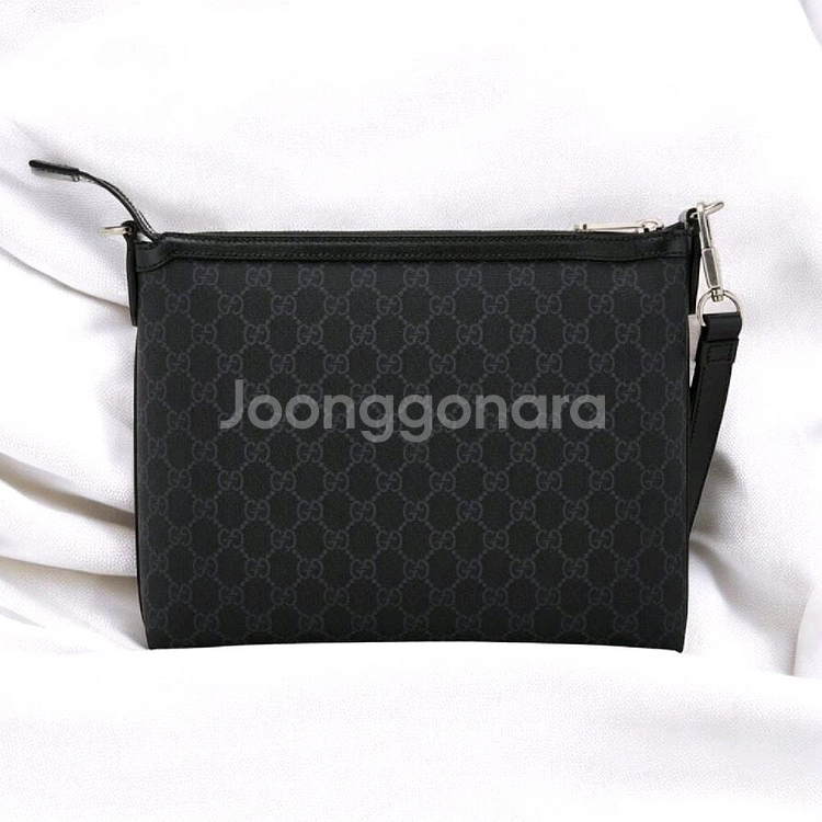 구찌 GG 패턴 크로스백--4