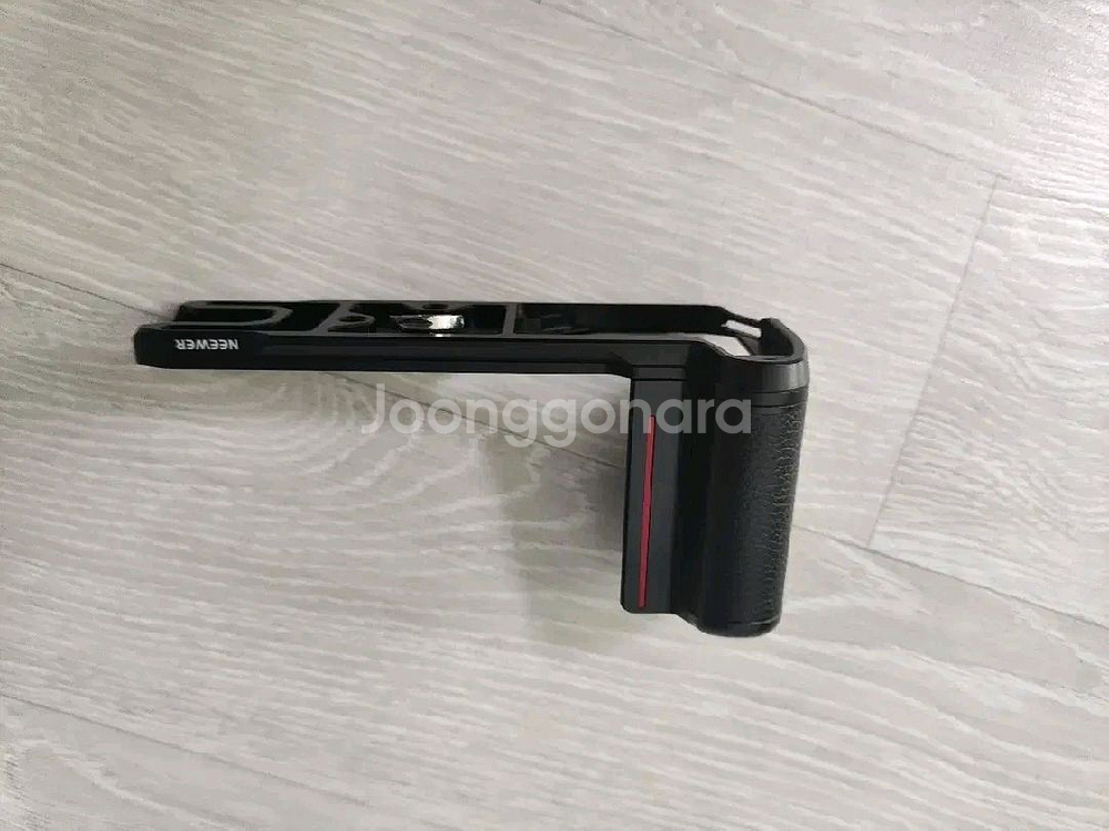 니콘 zfc neewer 그립 팝니다 택포--2