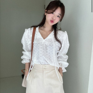 바이씨니 젤라또펀칭블라우스 아이