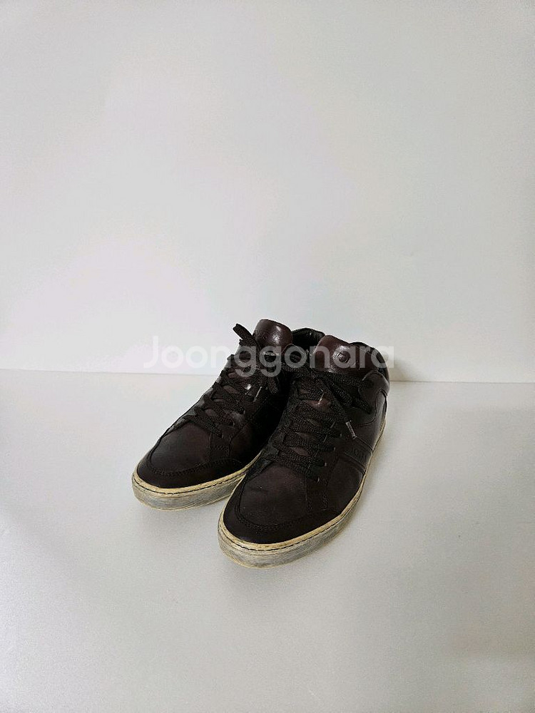 260)토즈 Tods 남성 가죽 스니커즈--1