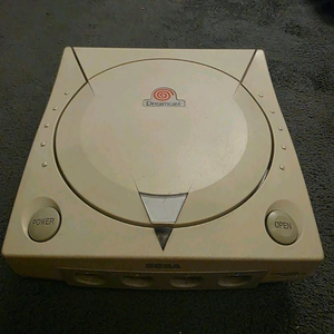 드림캐스트 본체 이미지