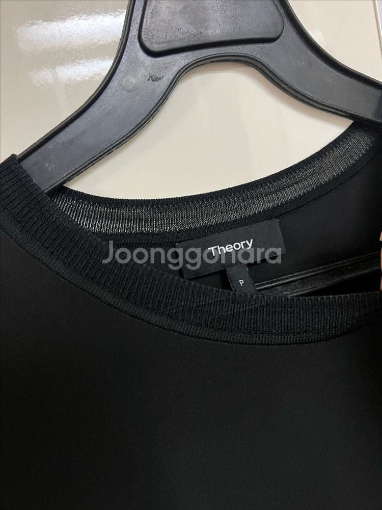 띠어리 실크100% 콤보 티셔츠 반팔 블라우스--8