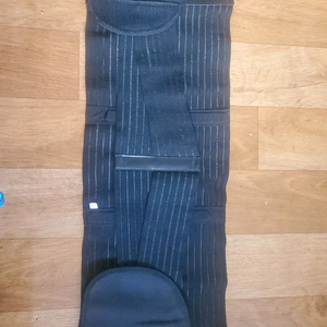 허리디스크 블랙 보호대(사이즈는 L.XL)