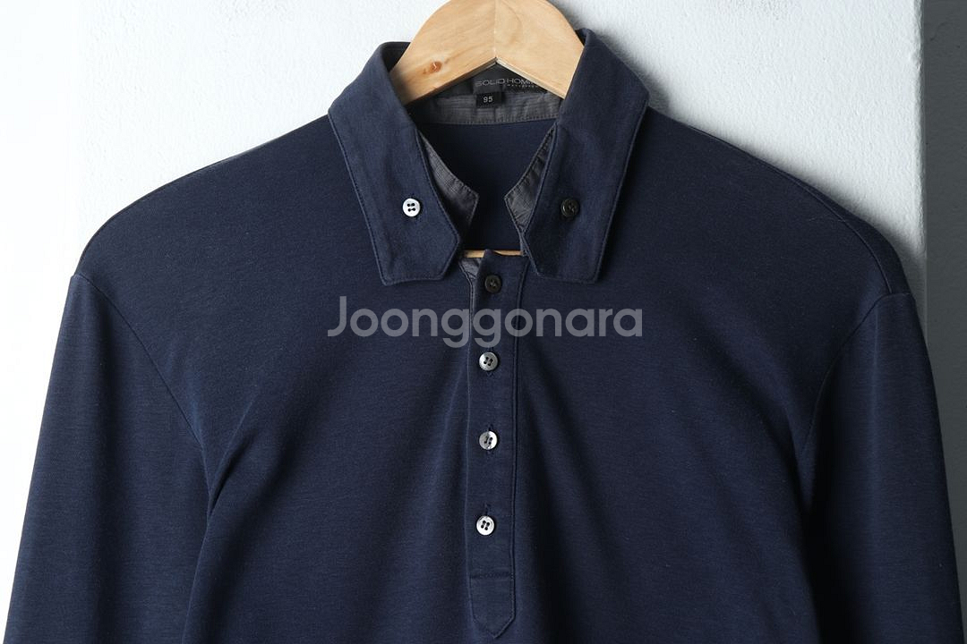 (M) 솔리드옴므 카라 긴팔티셔츠 네이비 유니크--2