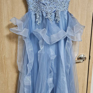 하늘색 튤 드레스 M사이즈 새상품