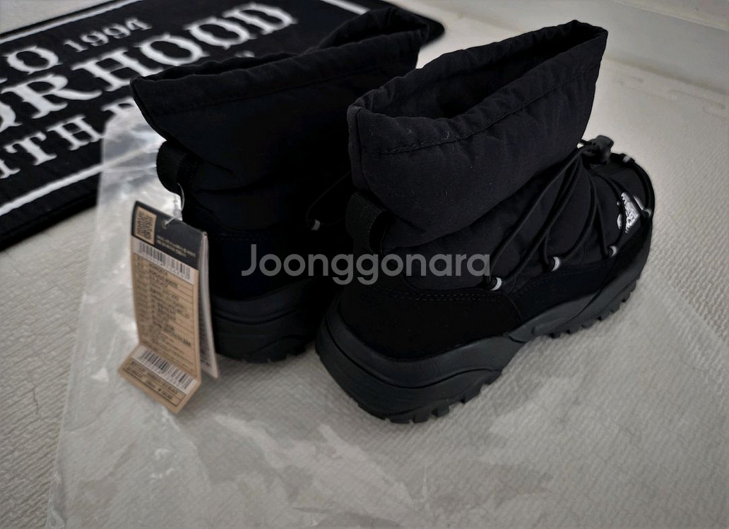 노스페이스 보레알리스 부티 블랙 230mm 팝니다.--1