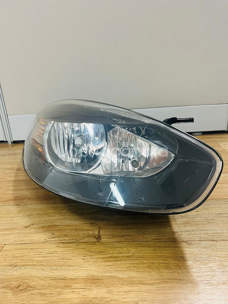 sm3 L38블랙베젤(전구)헤드라이트 세트판매합니다.--1