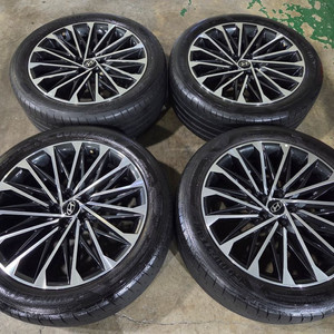 싼타페MX5,쏘렌토MQ4,신형카니발,GN7 20인치 휠