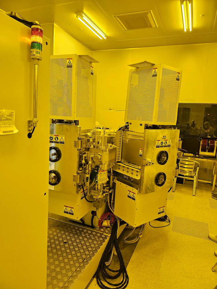 고진공증착기 진공반도체 알박 ULVAC Min-Lab 이미지