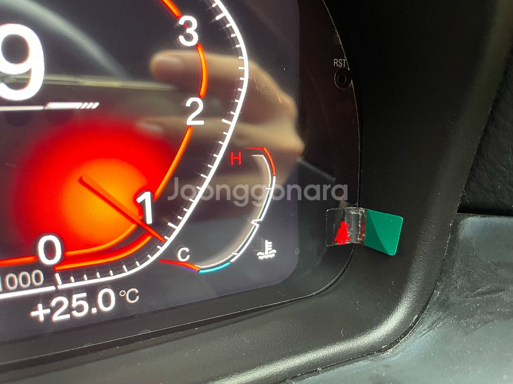 (가격다운없음)BMW f10 5시리즈 디지털계기판 팝니다.--2