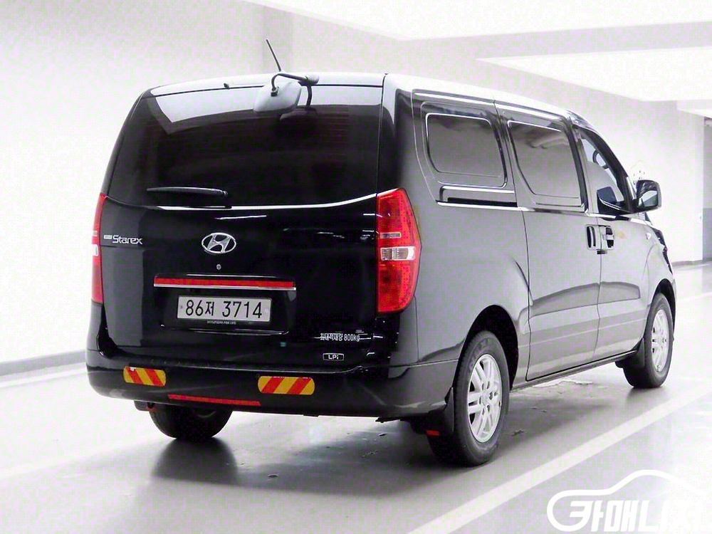 [현대]더 뉴 그랜드 스타렉스 2WD 밴 3인승 LPi 이미지