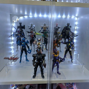 shf 진골덴오,세이버,빌드,기츠 시리즈 팝니다