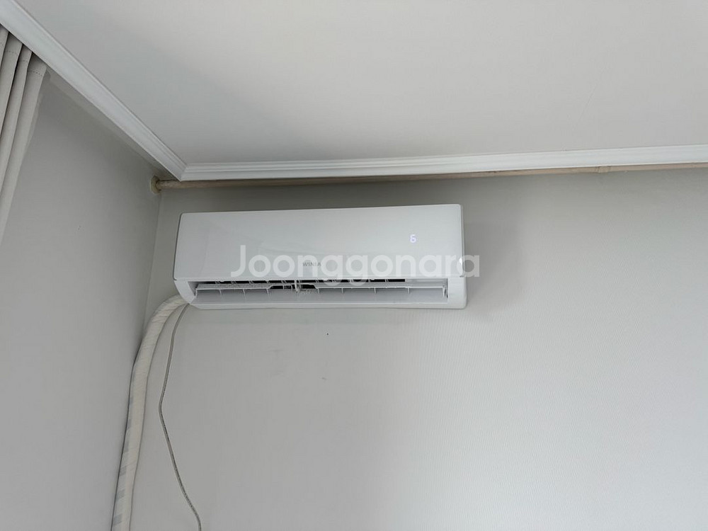 위니아 벽걸이 에어컨 ERA06ETP 팝니다--0