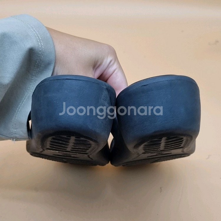 크록스 파트리시아 여성슬리퍼 235--3