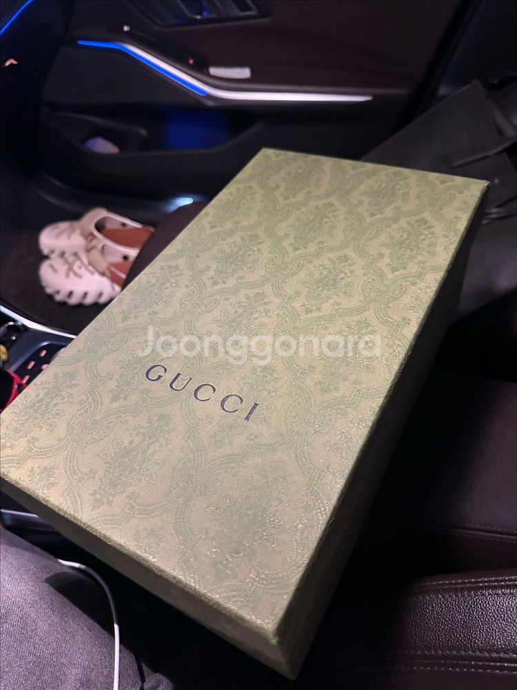 구찌 도날드덕 프린팅 스니커즈 250--0