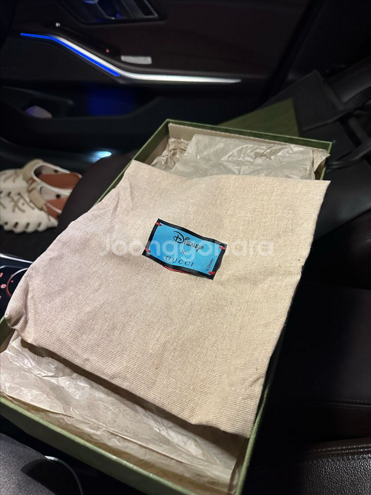 구찌 도날드덕 프린팅 스니커즈 250--1
