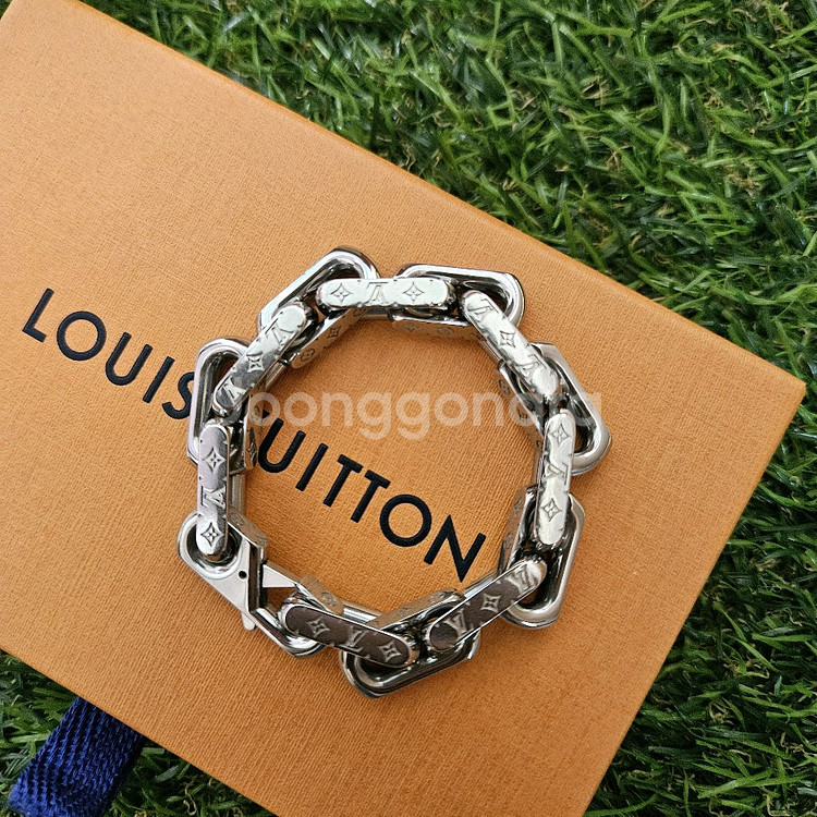 [새상품급,M] 루이비통 모노그램 체인 팔찌--2