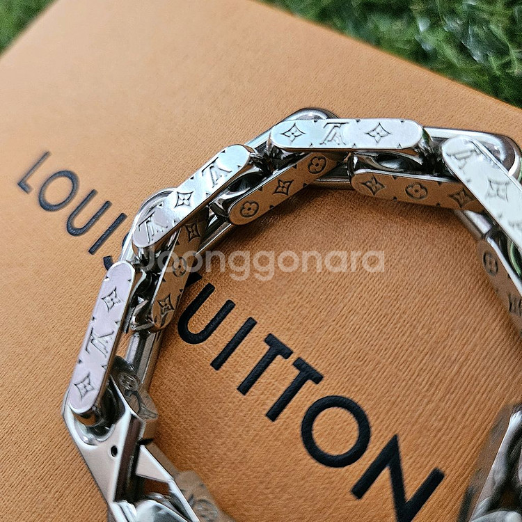 [새상품급,M] 루이비통 모노그램 체인 팔찌--3