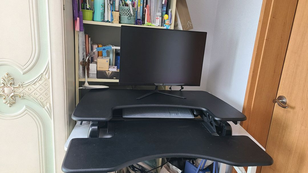 vari desk 스탠딩 데스크 이미지