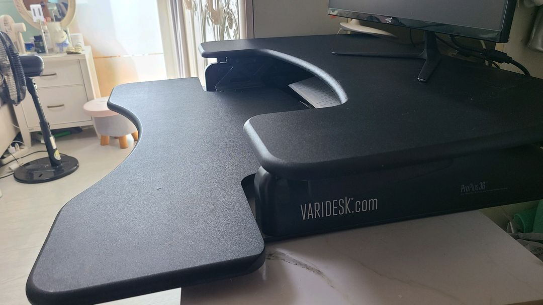 vari desk 스탠딩 데스크 이미지