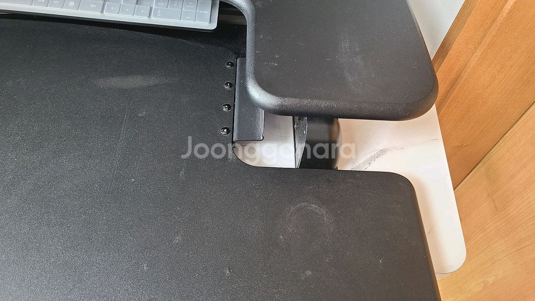 vari desk 스탠딩 데스크--3