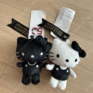 블랙,화이트 키티 인형 키링