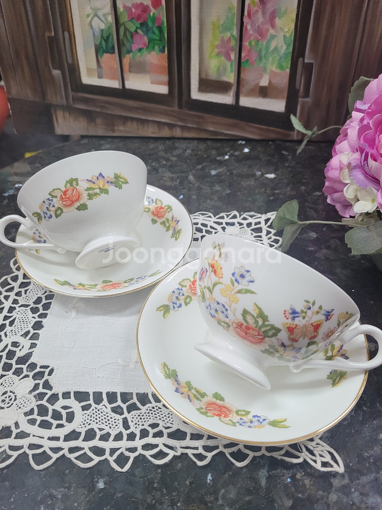 영국 앤슬리 코티지가든 커피잔 2인조 입니다--0