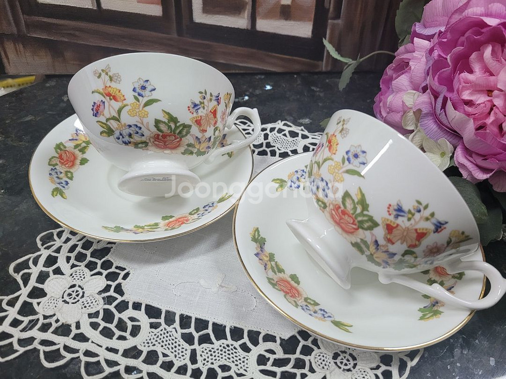 영국 앤슬리 코티지가든 커피잔 2인조 입니다--2