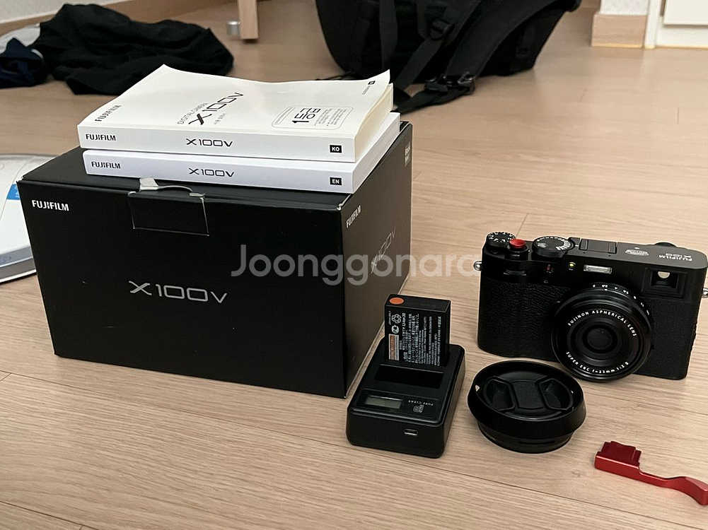 후지필름 X100V 2000컷 상태 S급 판매--0
