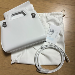 <새상품>페라가모 완다백 미니 가방