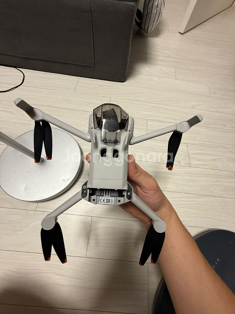 Dji mini3 플라이모어 콤보 플러스 드론 팝니다--2
