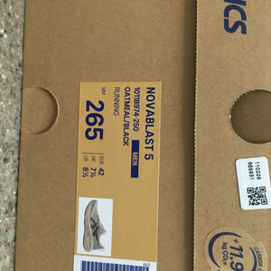 265mm 아식스 노바블라스트5 오트밀 블랙 미중고